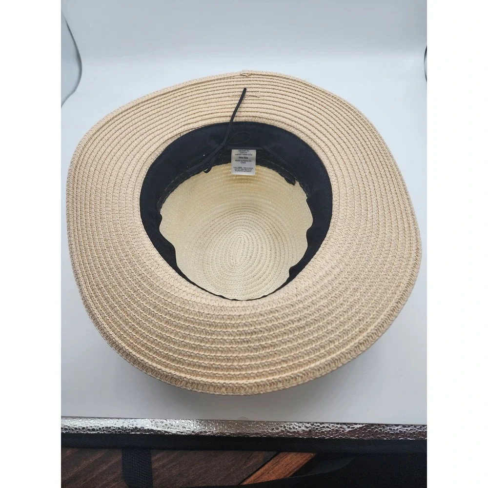 Women's beach sun hat. Black trim. Beach.‎ Vacation.
